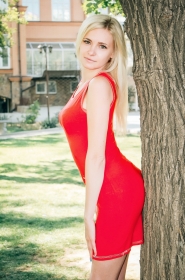 Alexandra from Kherson, 38 years, with green eyes, blonde hair, Christian, Economist. #5