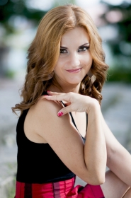 Olesya from Kremenchug, 36 years, with green eyes, auburn hair, Christian, travel agent. #9