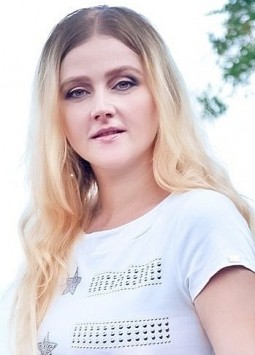 Kseniya from Odessa, 36 years, with grey eyes, blonde hair, Christian, Psychologist.