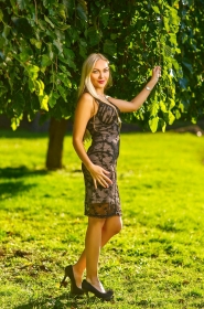 Viktoriya from Nikolaev, 40 years, with grey eyes, blonde hair, Christian, Manager. #10
