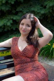 Elena from Poltava, 36 years, with brown eyes, dark brown hair, Christian, unemployed. #2