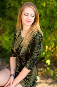 Julia from Nikolaev, 30 years, with green eyes, blonde hair, Christian. #4