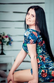 Olga from Nikolaev, 32 years, with green eyes, black hair, Catholic, temporary unemployed. #2