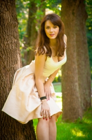 Yuliia from Kharkov, 30 years, with brown eyes, light brown hair, Christian, student. #3