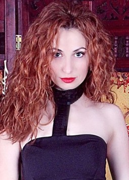Elena from Odessa, 38 years, with blue eyes, red hair, Christian, purchase manager.