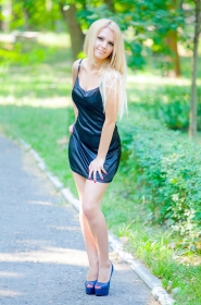 Kseniya from Odessa, 31 years, with green eyes, blonde hair, Christian, chemical engineer. #7