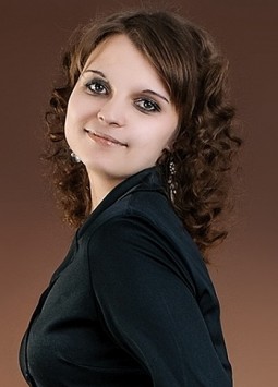 Irina from slavyansk, 35 years, with grey eyes, blonde hair, Christian, Administrator.