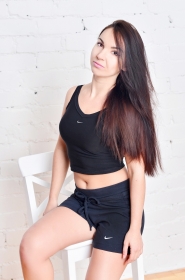 Yana from Kherson, 32 years, with brown eyes, black hair, Christian, fitness trainer. #1