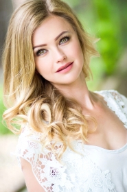 Elena from Dnepropetrovsk, 40 years, with blue eyes, blonde hair, Christian, Business Development Manager. #12