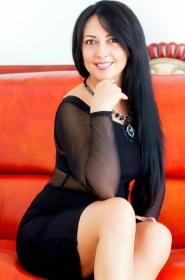 Tatyana from Kharkiv, 48 years, with brown eyes, black hair, Christian, administrator. #1
