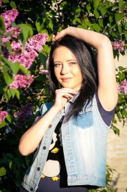 Uliana from Kharkov, 28 years, with green eyes, black hair, Christian, administrator. #2