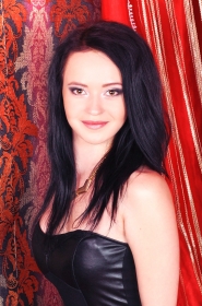 Uliana from Kharkov, 28 years, with green eyes, black hair, Christian, administrator. #9