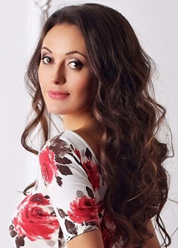 Tatiana from Sumy, 39 years, with brown eyes, light brown hair, Christian, teacher.