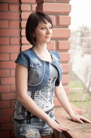Mariana from Kherson, 33 years, with blue eyes, light brown hair, Christian, barber. #6