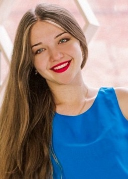 Ekaterina from Chuhuiv, 27 years, with grey eyes, light brown hair, Christian, Teacher.