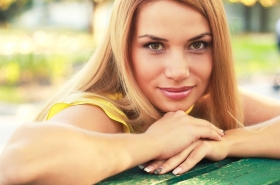 Anastasia from Nikolaev, 40 years, with green eyes, blonde hair, Christian, financier. #7
