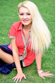 Marina from Kherson, 35 years, with brown eyes, blonde hair, Christian, economist. #7
