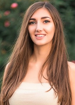 Olga from Dnepropetrovsk, 29 years, with blue eyes, light brown hair, Christian, Marketing and advertising specialist.