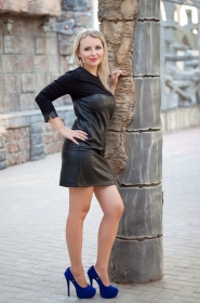 Tatyana from Nikolaev, 39 years, with green eyes, blonde hair, Christian, ---. #9
