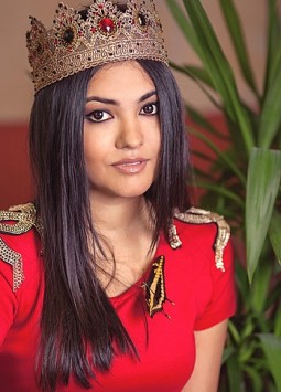 Shirinmoh from Rostov-on-don, 28 years, with green eyes, dark brown hair, Muslim, Surgeon.