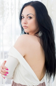 Kristina from Kharkiv, 27 years, with brown eyes, black hair, Christian, stylist. #5
