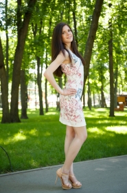 Svetlana from Kherson, 31 years, with green eyes, dark brown hair, Christian. #3