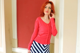 Nataliya from Odessa, 34 years, with green eyes, red hair, Christian, Manicure master. #4
