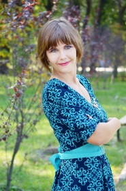 Elena from Zaporozhye, 36 years, with grey eyes, light brown hair, Christian, tourist agent. #4