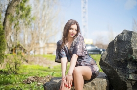 Julia from Nikolaev, 35 years, with brown eyes, dark brown hair, Christian, visagist. #10