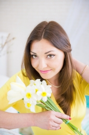 Julia from Nikolaev, 35 years, with brown eyes, dark brown hair, Christian, visagist. #12