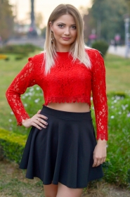 Alina from Poltava, 31 years, with green eyes, blonde hair, Christian, Office manager. #1