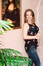 Evgeniya from Cherkassy, 30 years, with blue eyes, light brown hair, Christian, book seller. #8