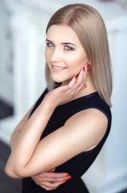 Iryna from Vinnitsa, 34 years, with blue eyes, blonde hair, Christian, Accountant. #1