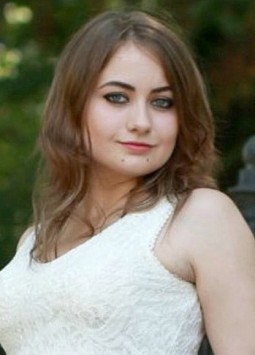 Anastasia from Nikolaev, 28 years, with green eyes, blonde hair, Christian, I do not work.