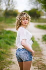 Natalya from Nikolaev, 42 years, with brown eyes, light brown hair, Christian, manager. #5