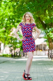 Aliona from Kherson, 36 years, with green eyes, blonde hair, Christian, Beautician. #6
