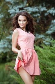 Alina from Nikolaev, 26 years, with green eyes, dark brown hair, Christian, manager. #11