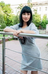 Svetlana from Kiyiv, 48 years, with brown eyes, black hair, Christian, private business. #4