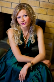 Alexandra from Dnepropetrovsk, 38 years, with grey eyes, blonde hair, Christian, manager of a beauty saloon. #2