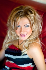 Alexandra from Dnepropetrovsk, 38 years, with grey eyes, blonde hair, Christian, manager of a beauty saloon. #9