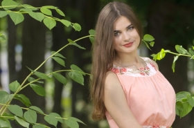 Anastasia from Poltava, 29 years, with green eyes, dark brown hair, Christian, teacher. #3