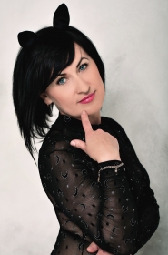 Olga from Poltava, 42 years, with blue eyes, black hair, Christian, Technologist-hairdresser. #5