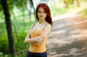 Iva from Dnepropetrovsk, 36 years, with brown eyes, red hair, administrator. #11