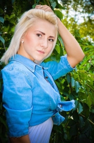 Lina from Dnepropetrovsk, 32 years, with brown eyes, blonde hair, teacher. #7