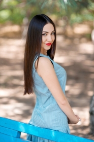 Marina from Nikolaev, 31 years, with brown eyes, black hair, Christian, Administrator of Auto Show. #3