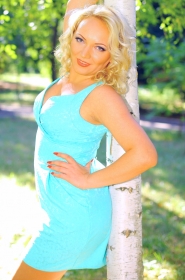 Oksana from Odessa, 45 years, with green eyes, blonde hair, Christian, manager. #2