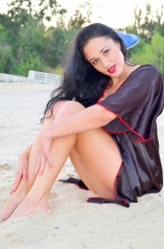 Alyona from Kherson, 39 years, with green eyes, black hair, Christian, Secretary. #8