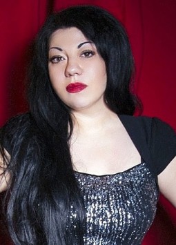 Kristina from Kiev, 37 years, with hazel eyes, black hair, Christian, singer.