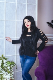 Kristina from Kiev, 37 years, with hazel eyes, black hair, Christian, singer. #10