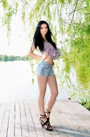 Olga from Kharkov, 32 years, with brown eyes, light brown hair, Christian, Bank Assistant. #4